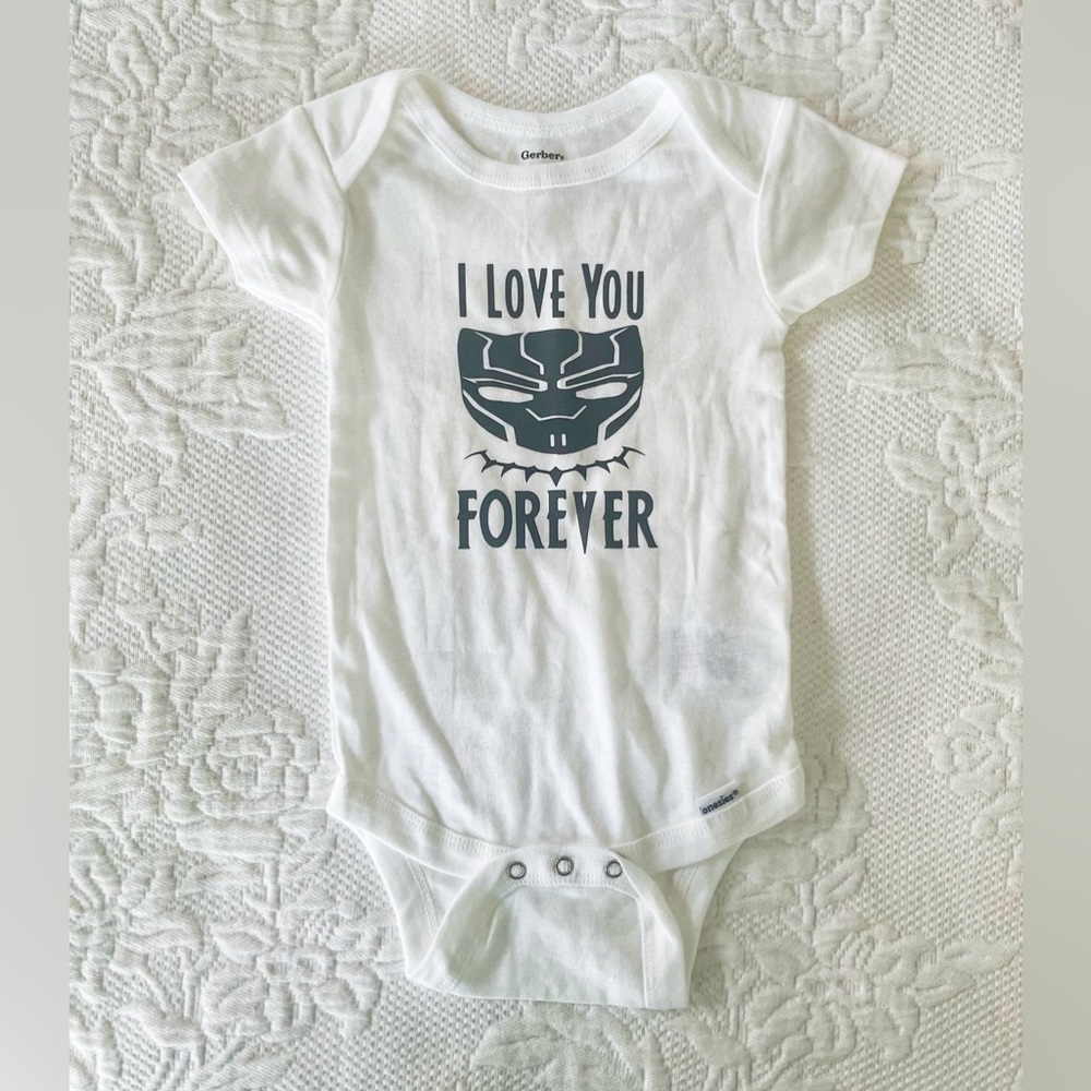 🔴 3 for $15 Gerber Wakanda I Love You Forever Baby Onesie Black Panther 3-6 Mo